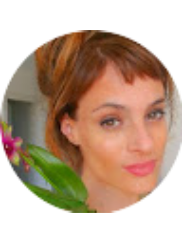 Photo of Diana Paes de Barros