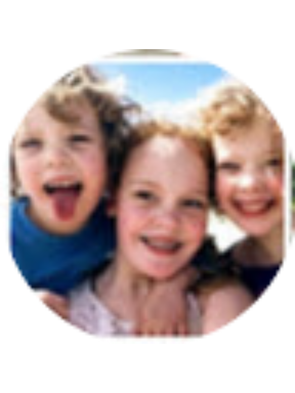 Photo of Kelly Collins