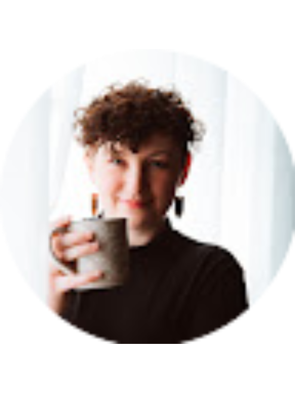 Photo of Kristina Zolnier