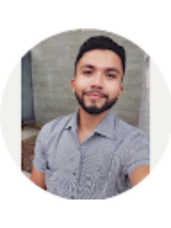 Photo of Gustavo Luna