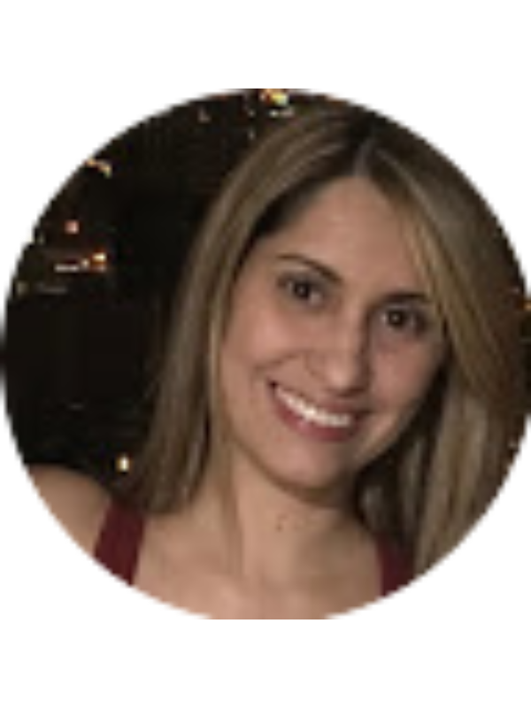 Photo of Alejandra Cardona