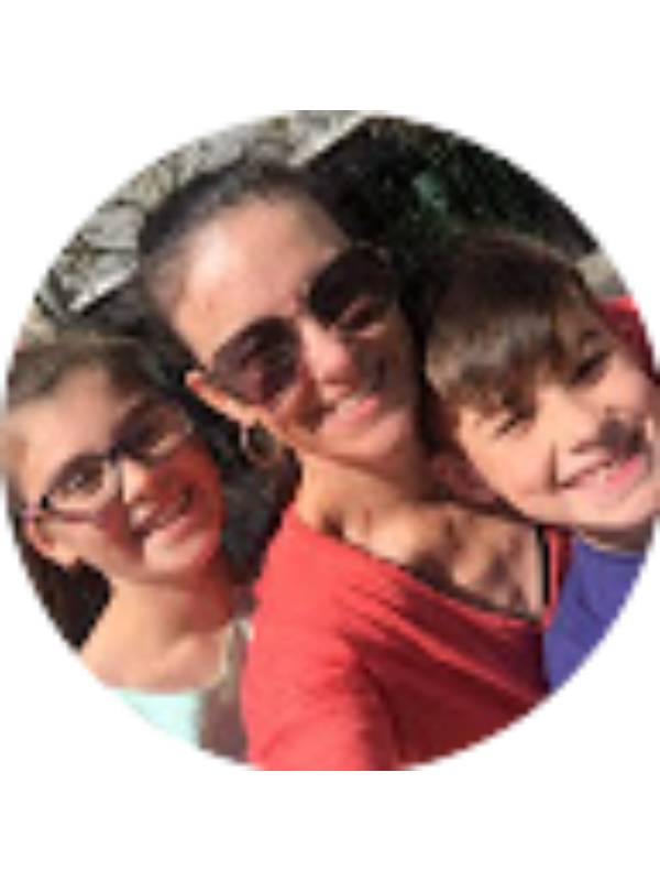 Photo of Amanda McDonald