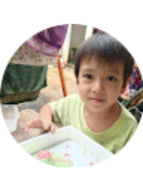 Photo of Jonas Maxwell