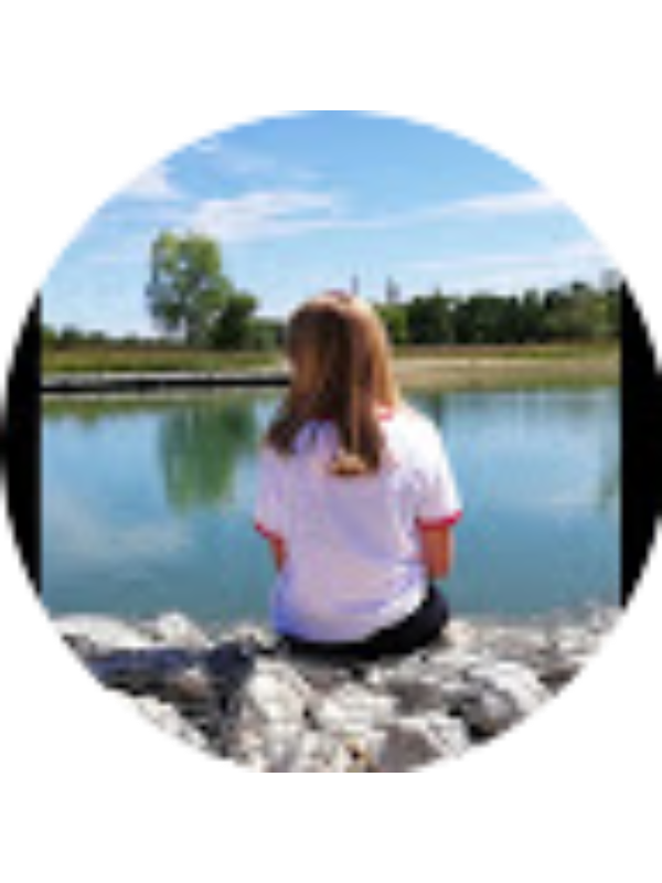 Photo of Corinna Dick