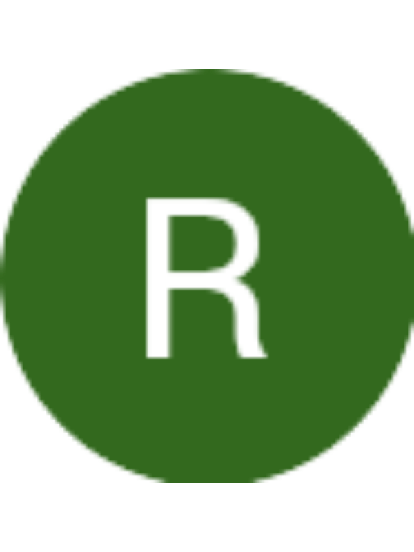 Photo of Riley Straub