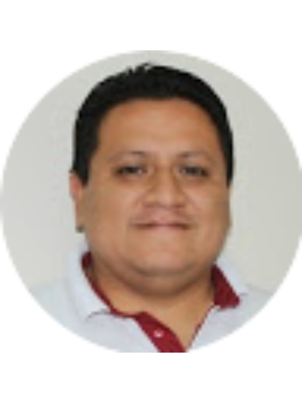 Photo of Manuel Arias