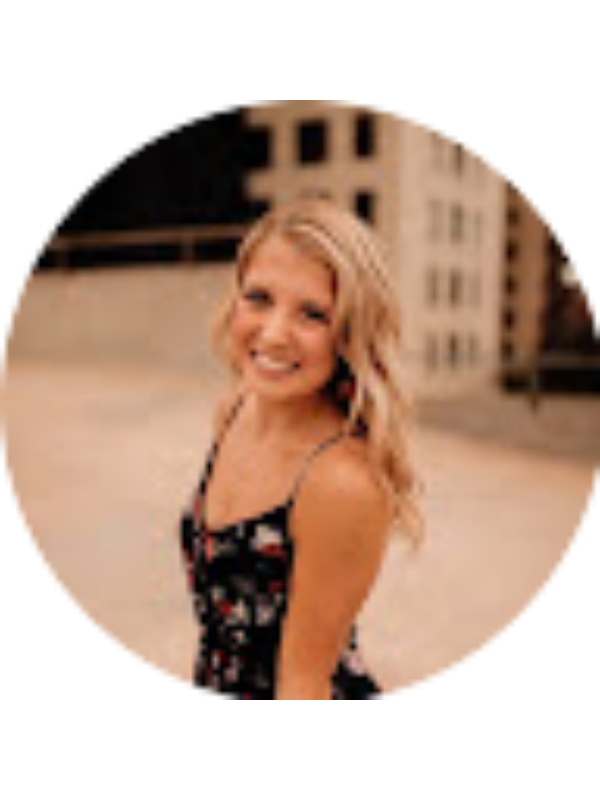 Photo of Lizzie Brethouwer