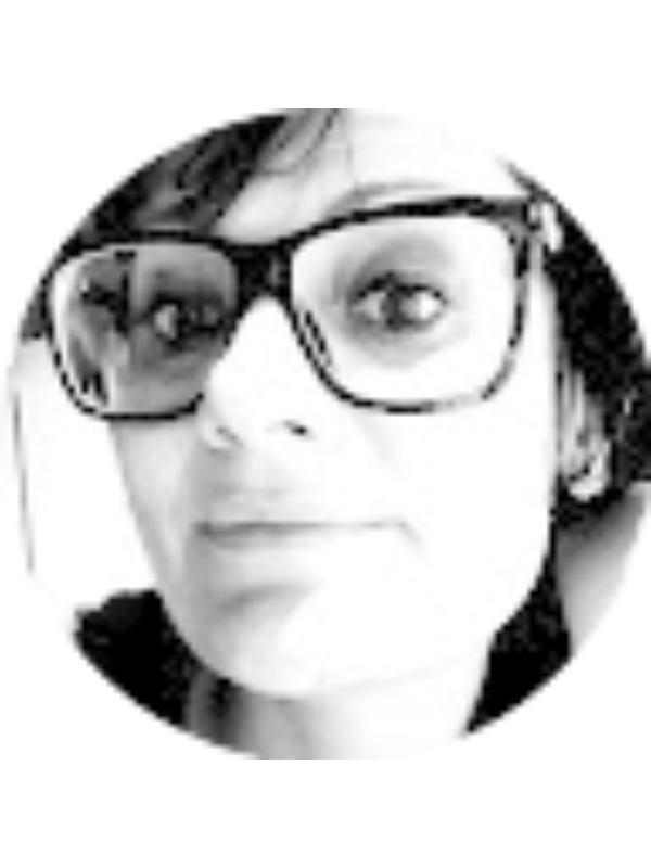 Photo of Ms. Monique Flores