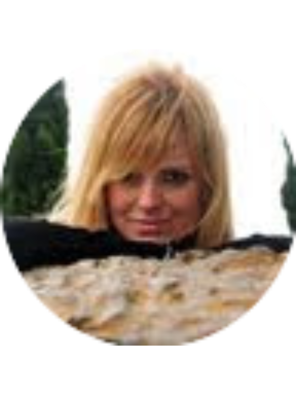 Photo of Mar&iacute;a Mora&ntilde;o Mart&iacute;nez