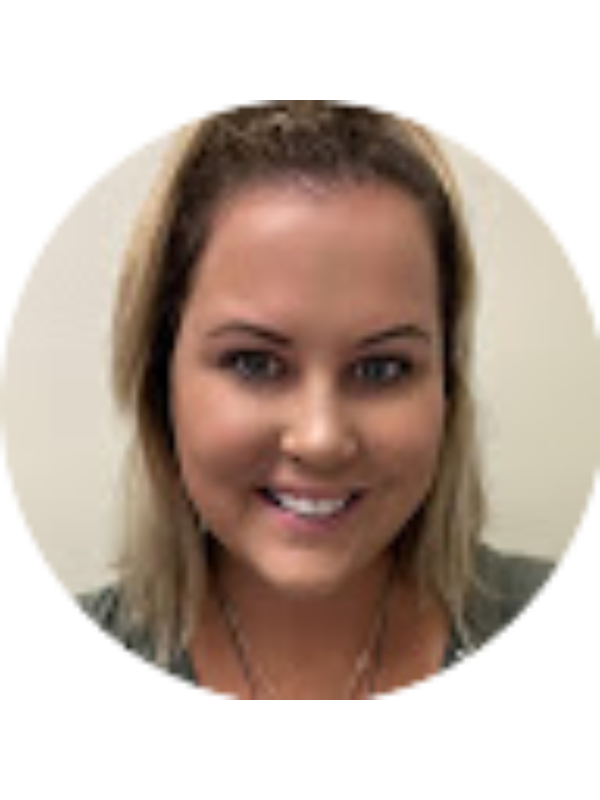 Photo of Chelsey Kemnitz